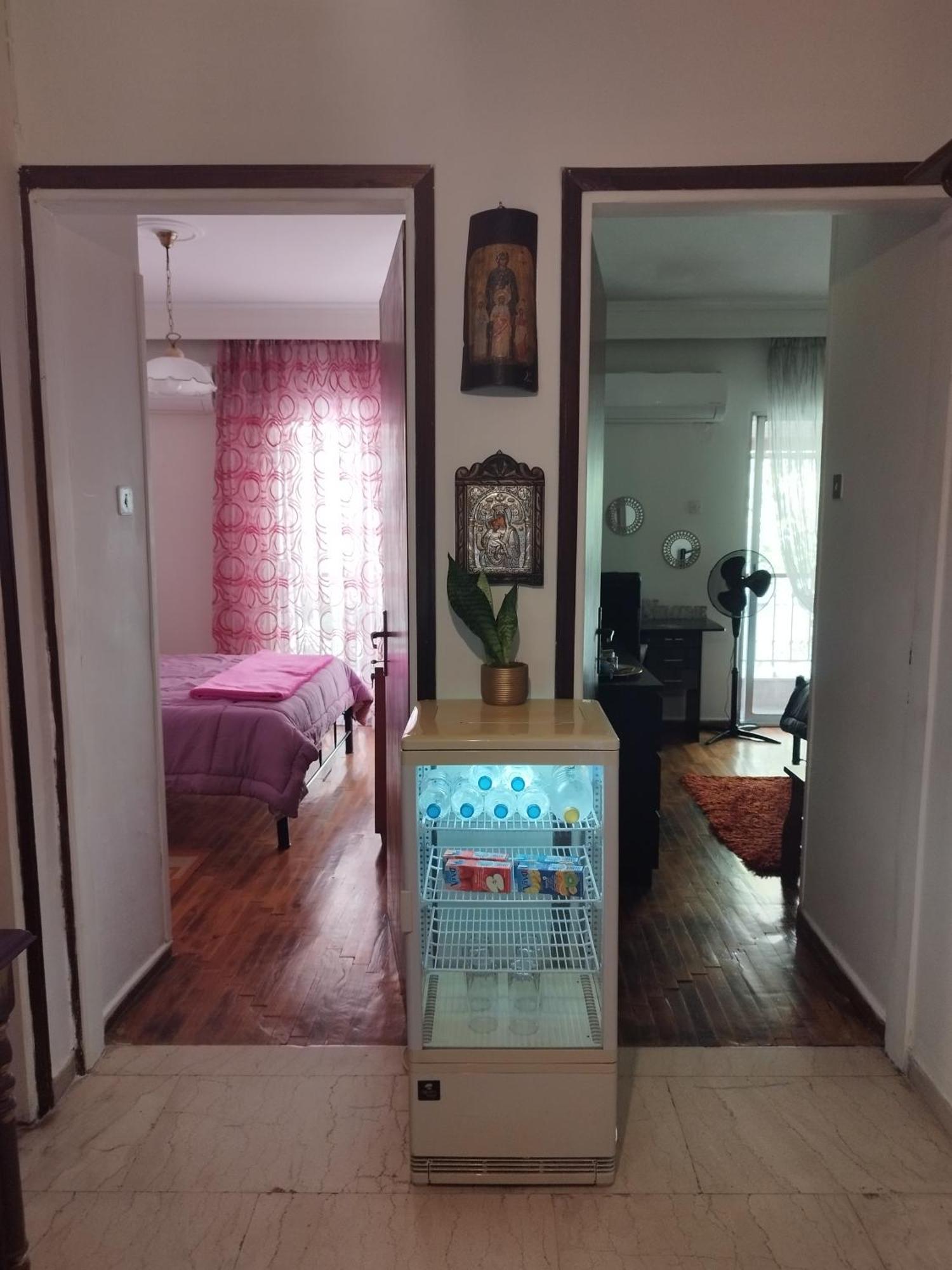 Private Rooms In Shared House Солун Екстериор снимка